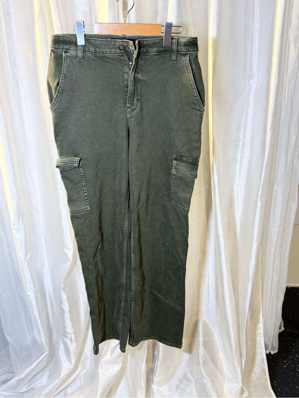 Hollister Olive Green Straight-Leg Cargo Pants